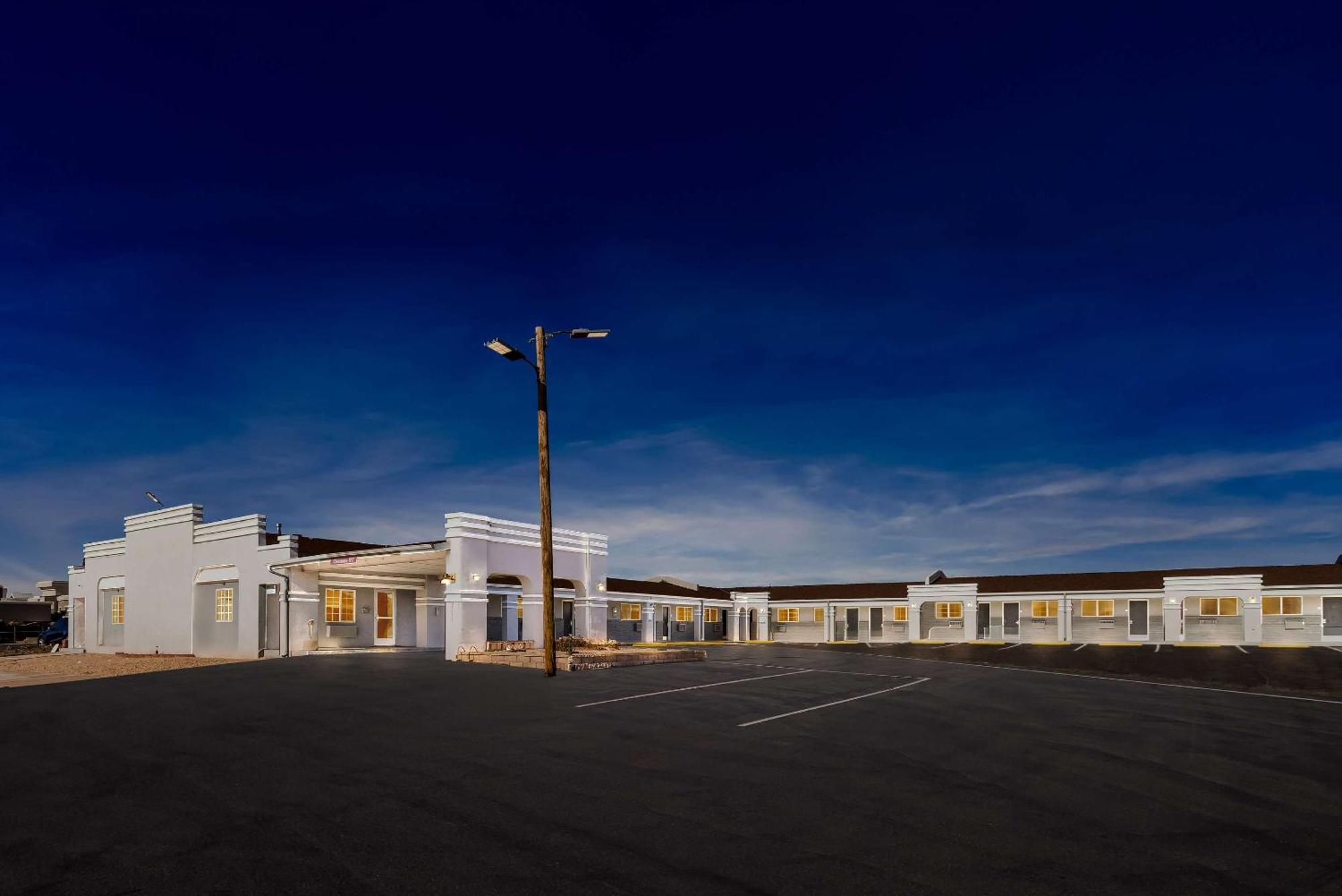 Econo Lodge Santa Rosa Esterno foto