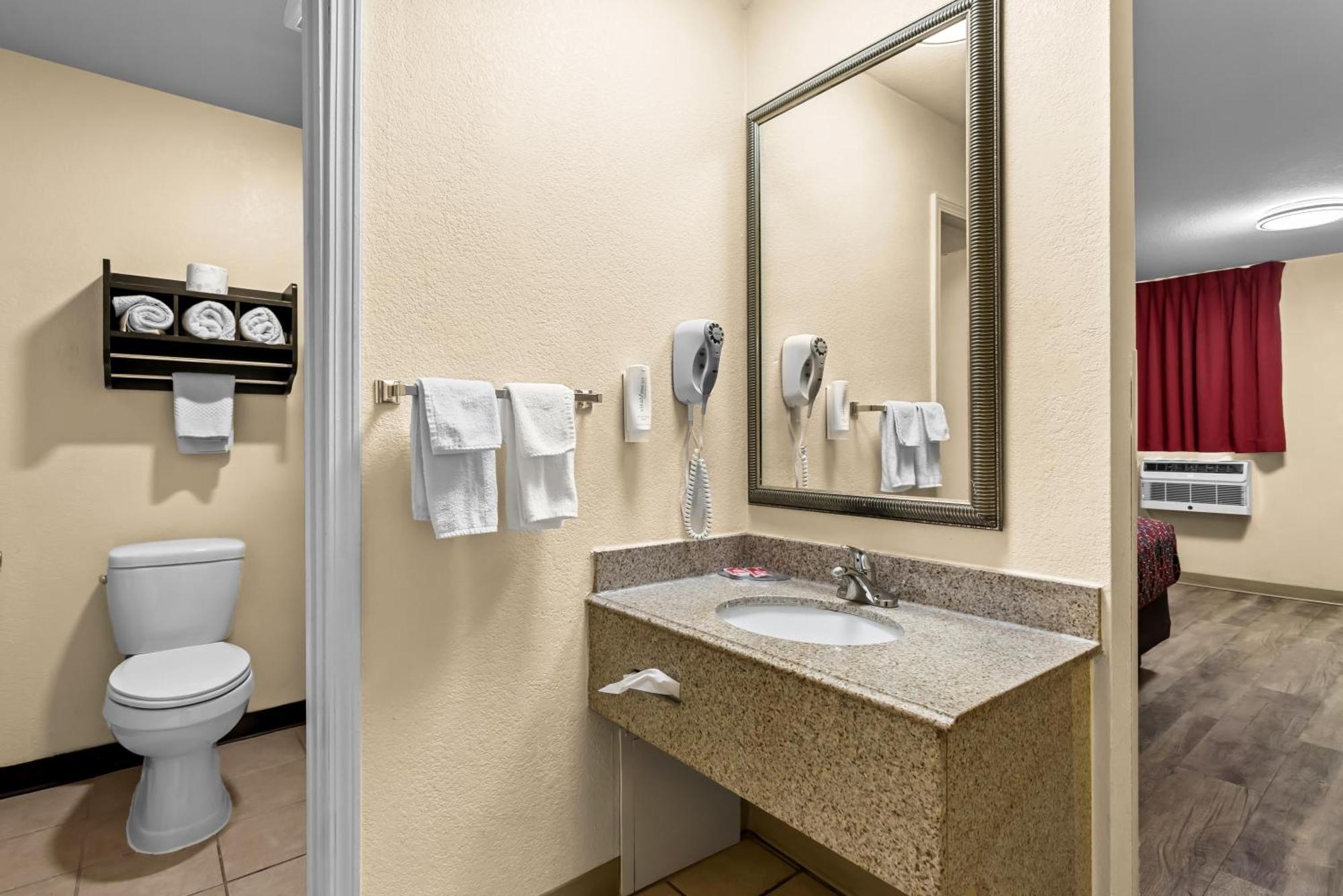 Econo Lodge Santa Rosa Esterno foto